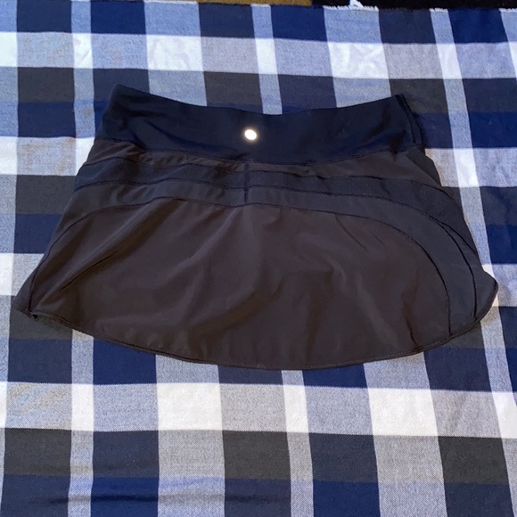 Lululemon Skirt - Picture 3 of 5